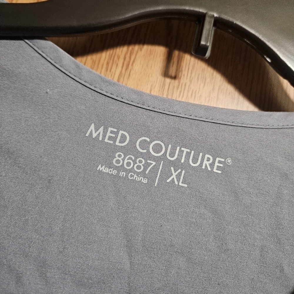 Med Couture Scrub Jacket Warm Up Gray Full Zip! - Picture 2 of 8